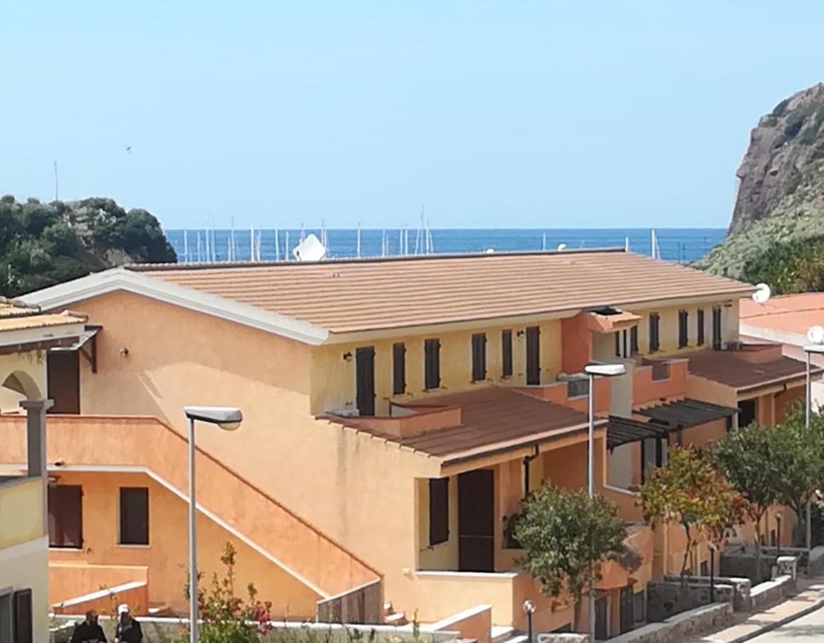 Grazioso Attico Vicino Alla Spiaggia E Al Centro Castelsardo Eksteriør bilde